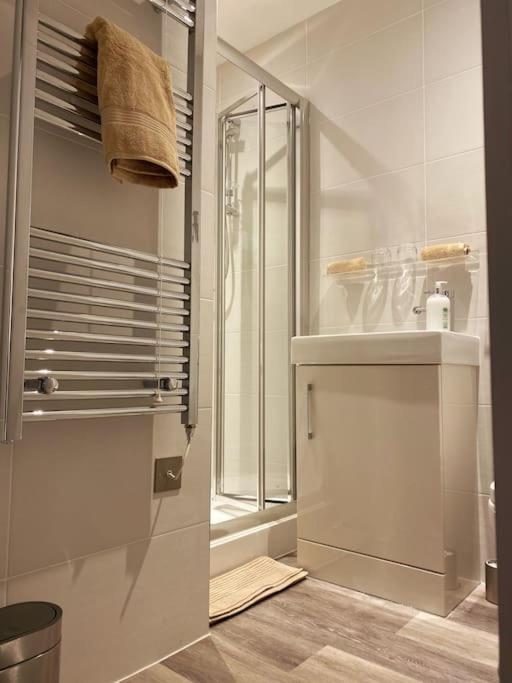 The Pad By The Beach Penthouse Apartment With Sunset And City Views 伯恩茅斯 外观 照片