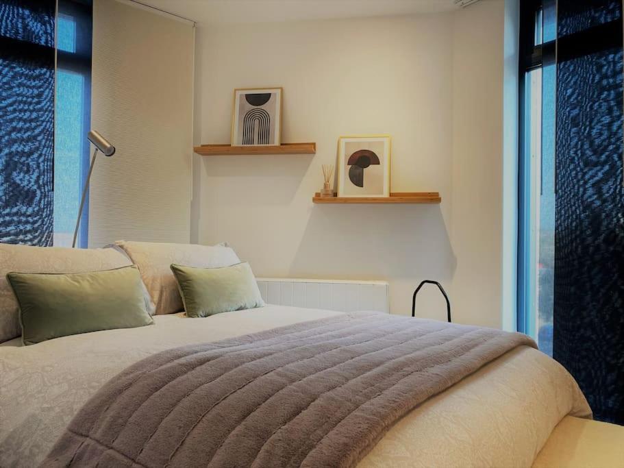 The Pad By The Beach Penthouse Apartment With Sunset And City Views 伯恩茅斯 外观 照片